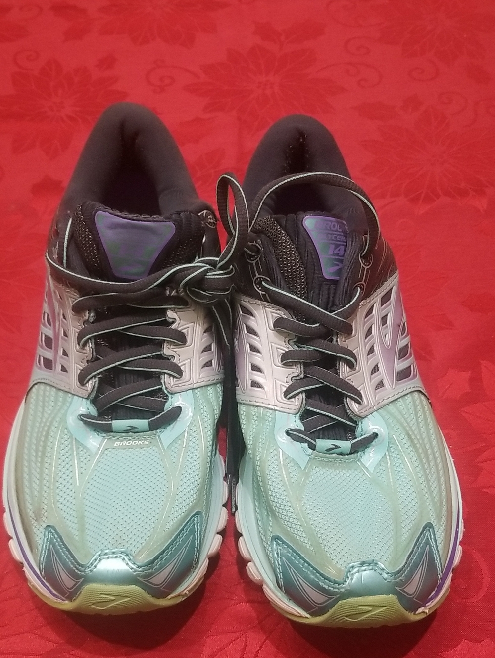 Women’s Running Shoes in Mint Green and Black
